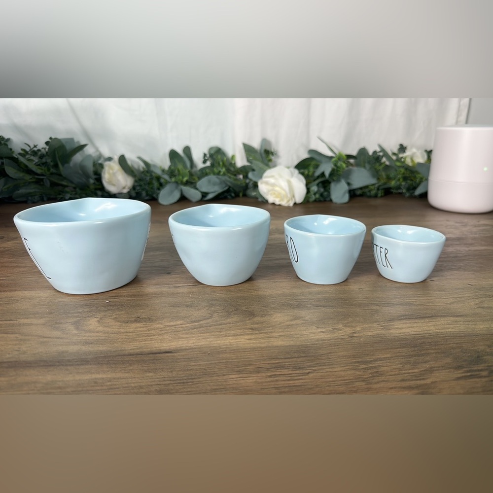Rae Dunn RARE - Baby Blue Measuring Cup Set - Picture 4 of 5
